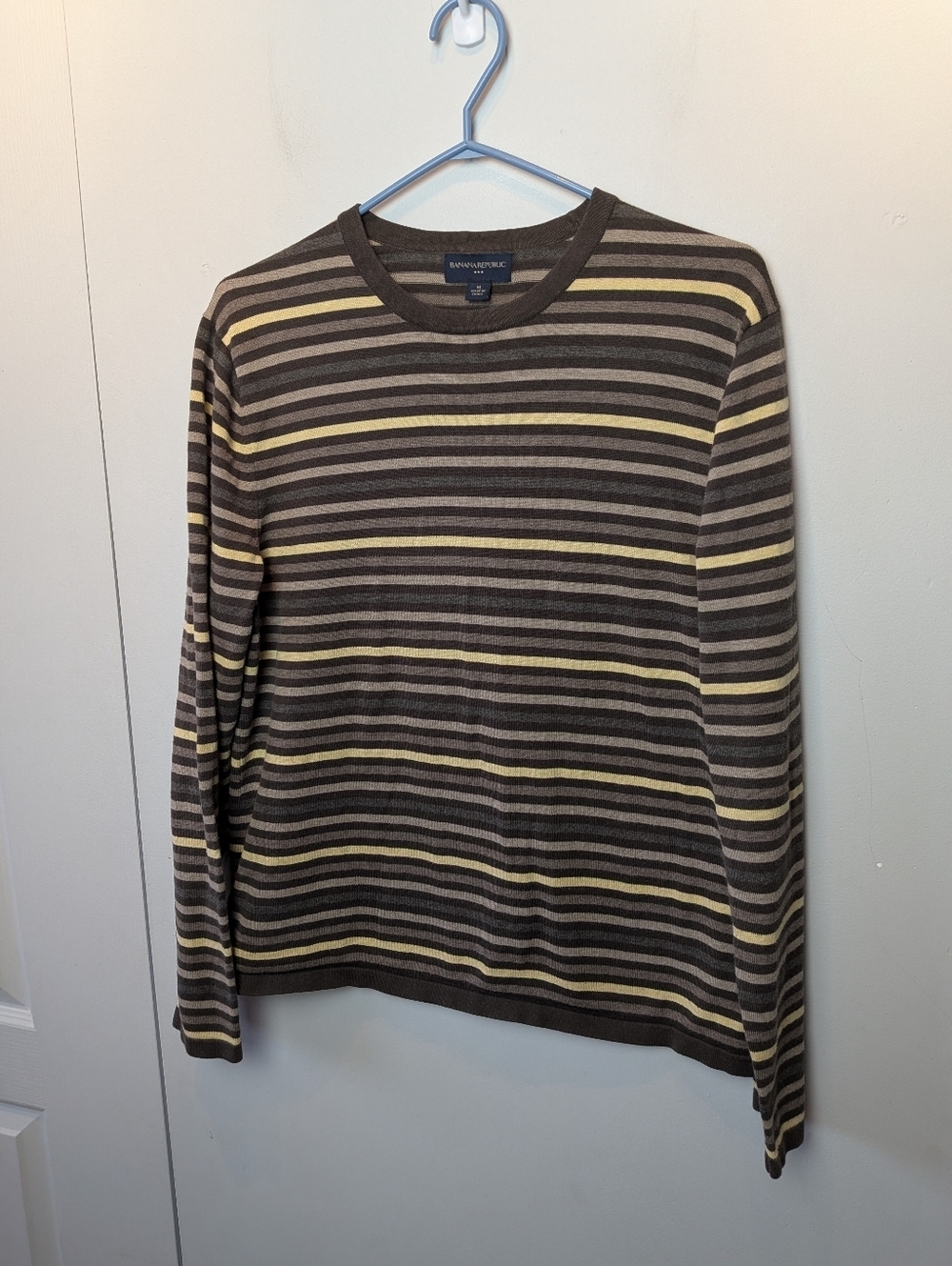 BANANA REPUBLIC Men Crewneck Top Size Medium Stripes Brown Yellow 100% Cotton